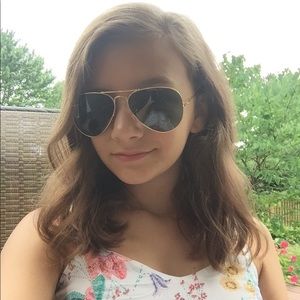 Meet your Posher, Riley